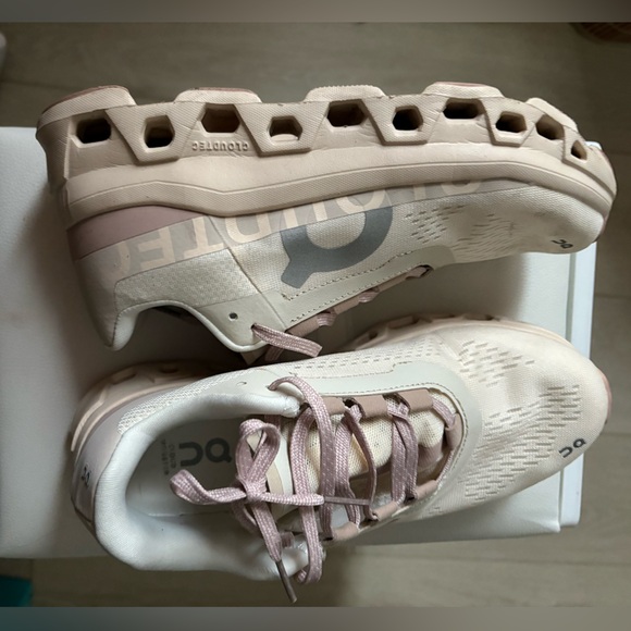 On Running Shoes - On Running Women's Cream and Light Pink Sneakers